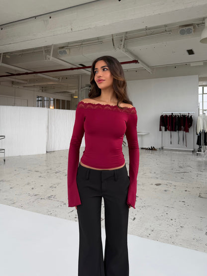 Bari basic lace top - mørk rød (forudbestilling)