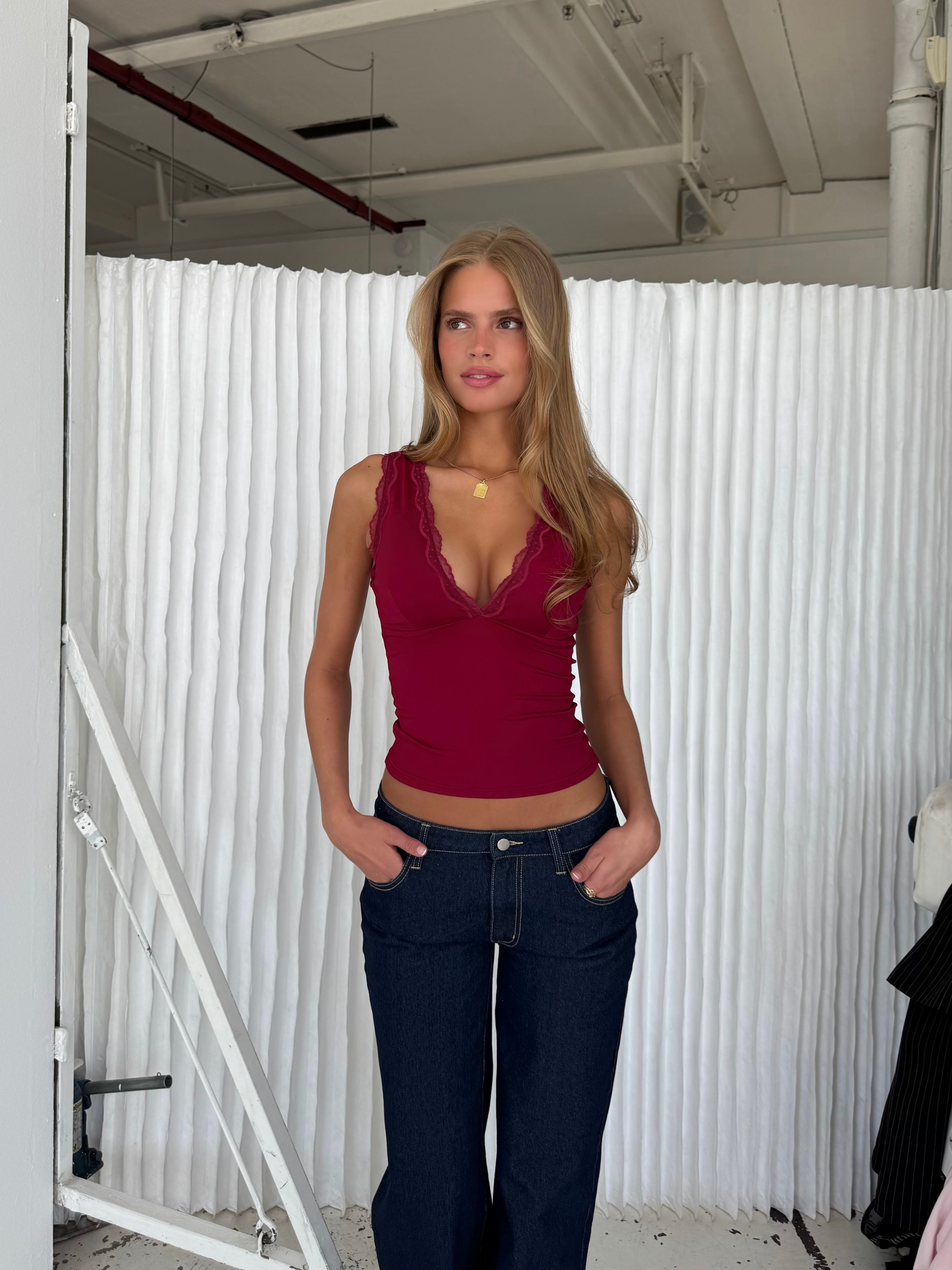 Basic lace top - mørk rød