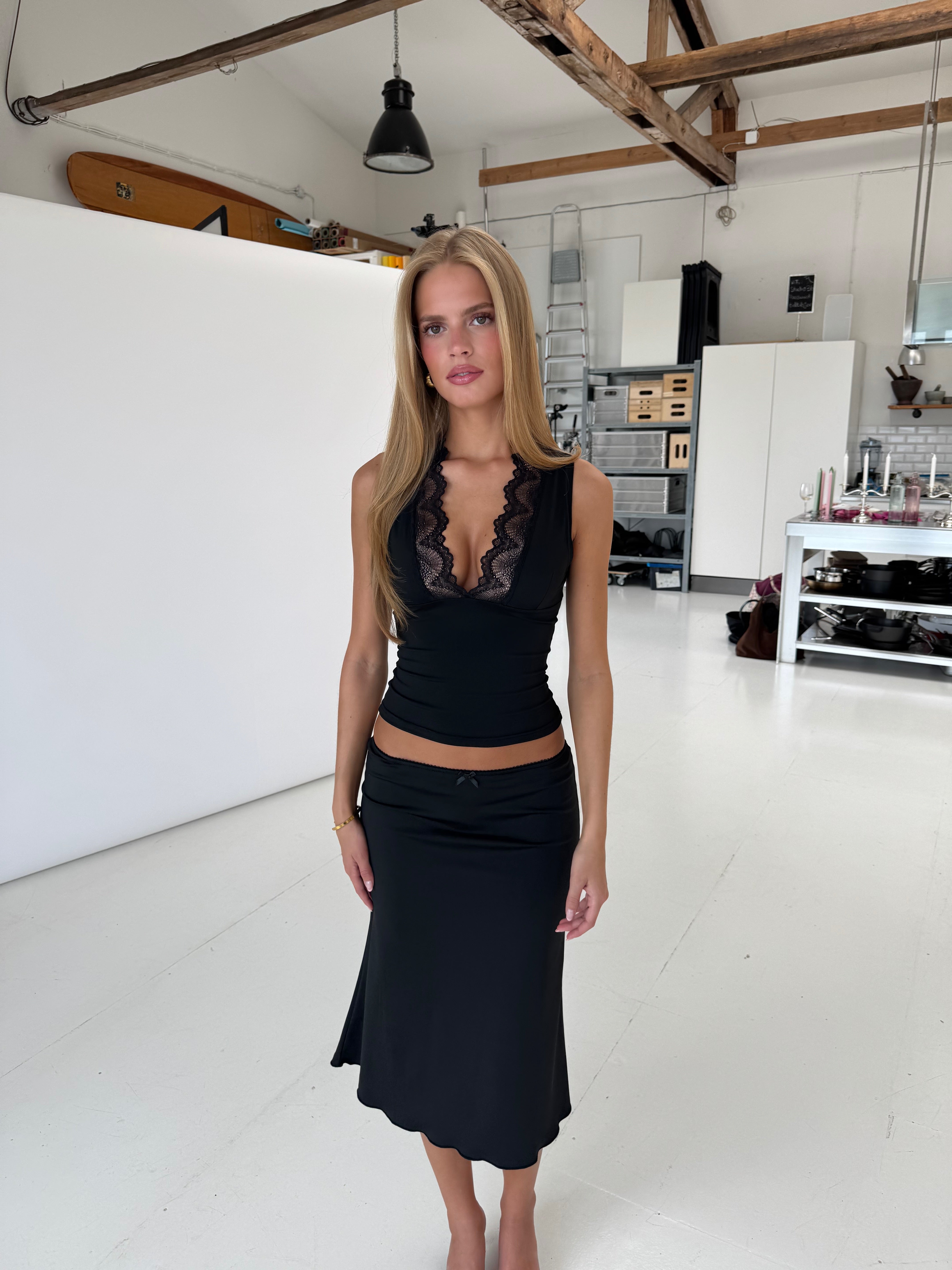 Lucia basic lace top - sort