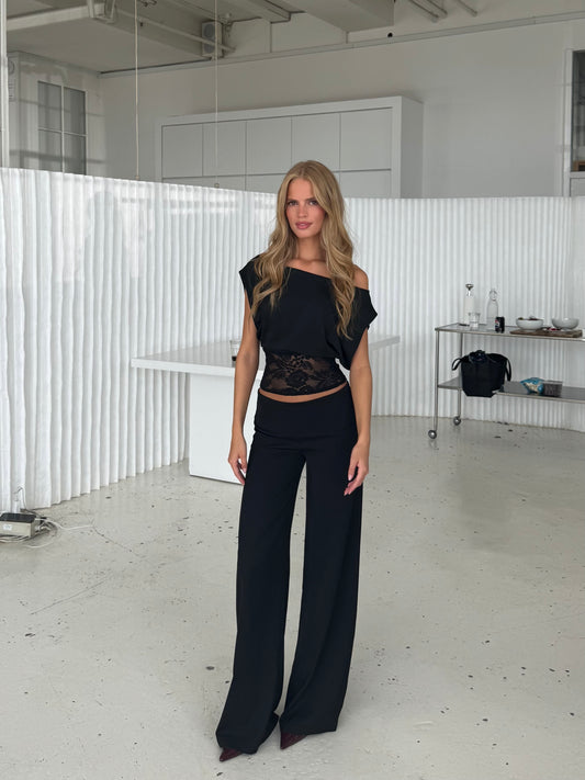 Hera basic lace top - sort