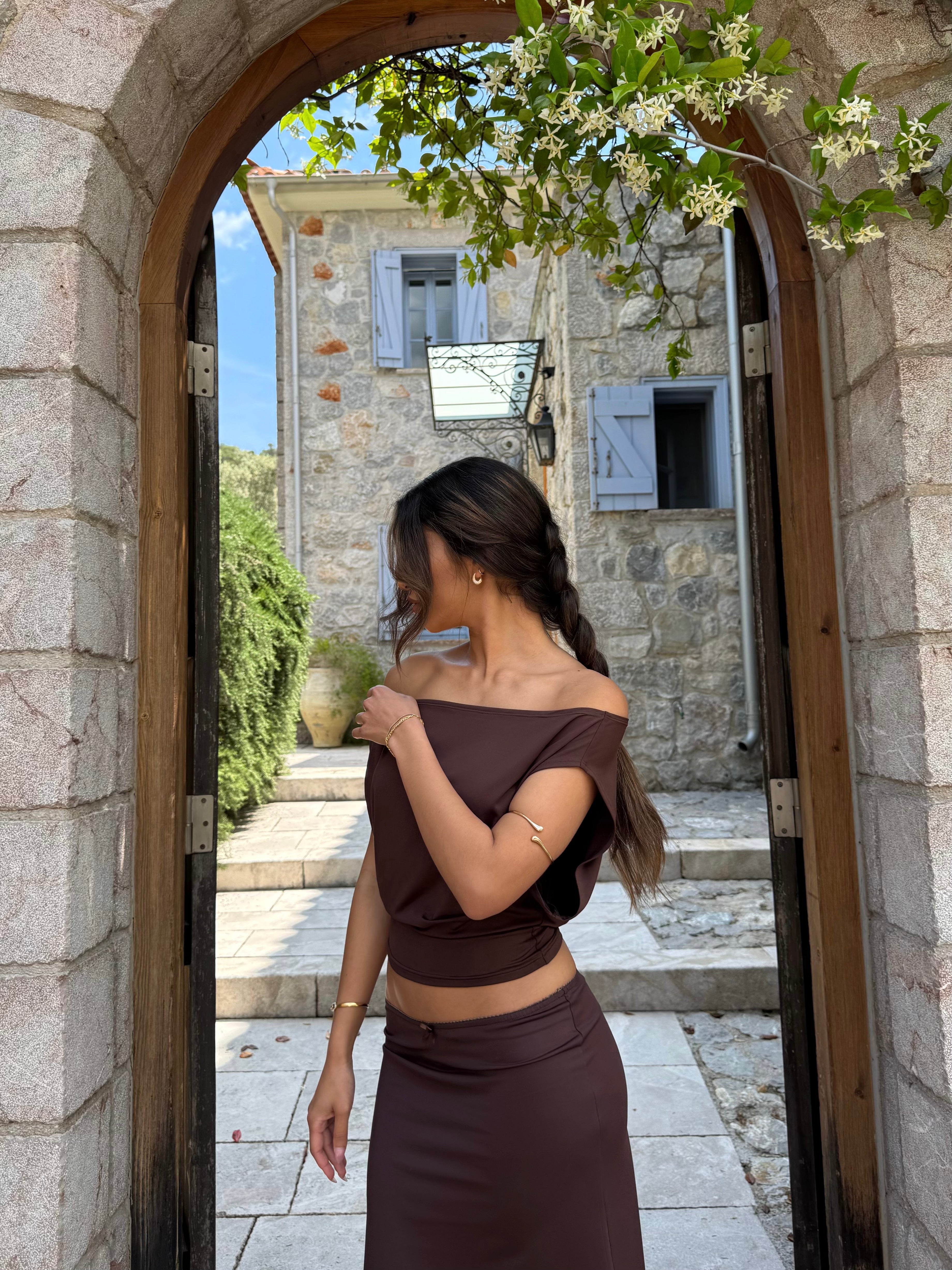 Hera basic top - mørk brun (forudbestilling)