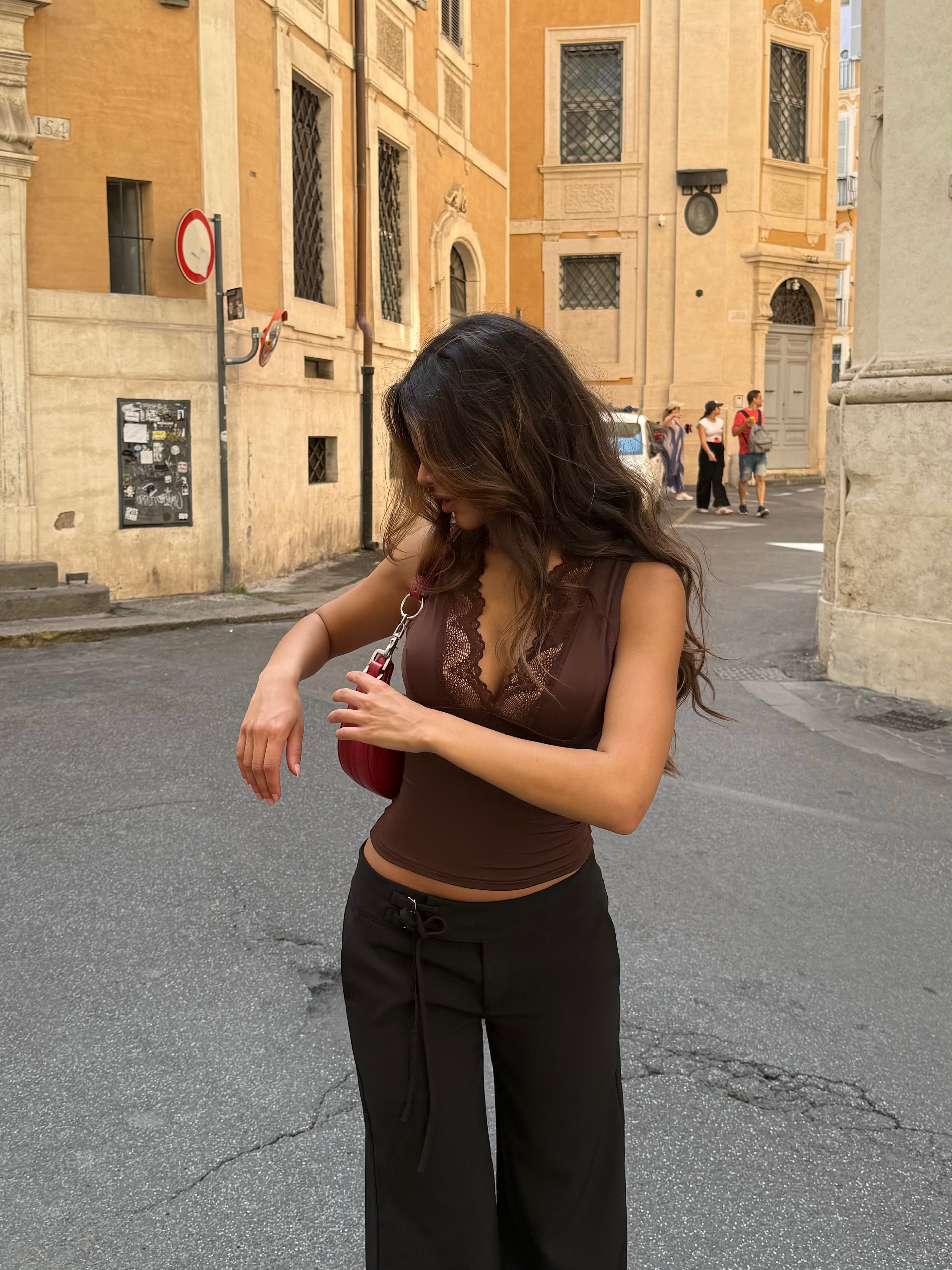 Lucia basic lace top - mørk brun