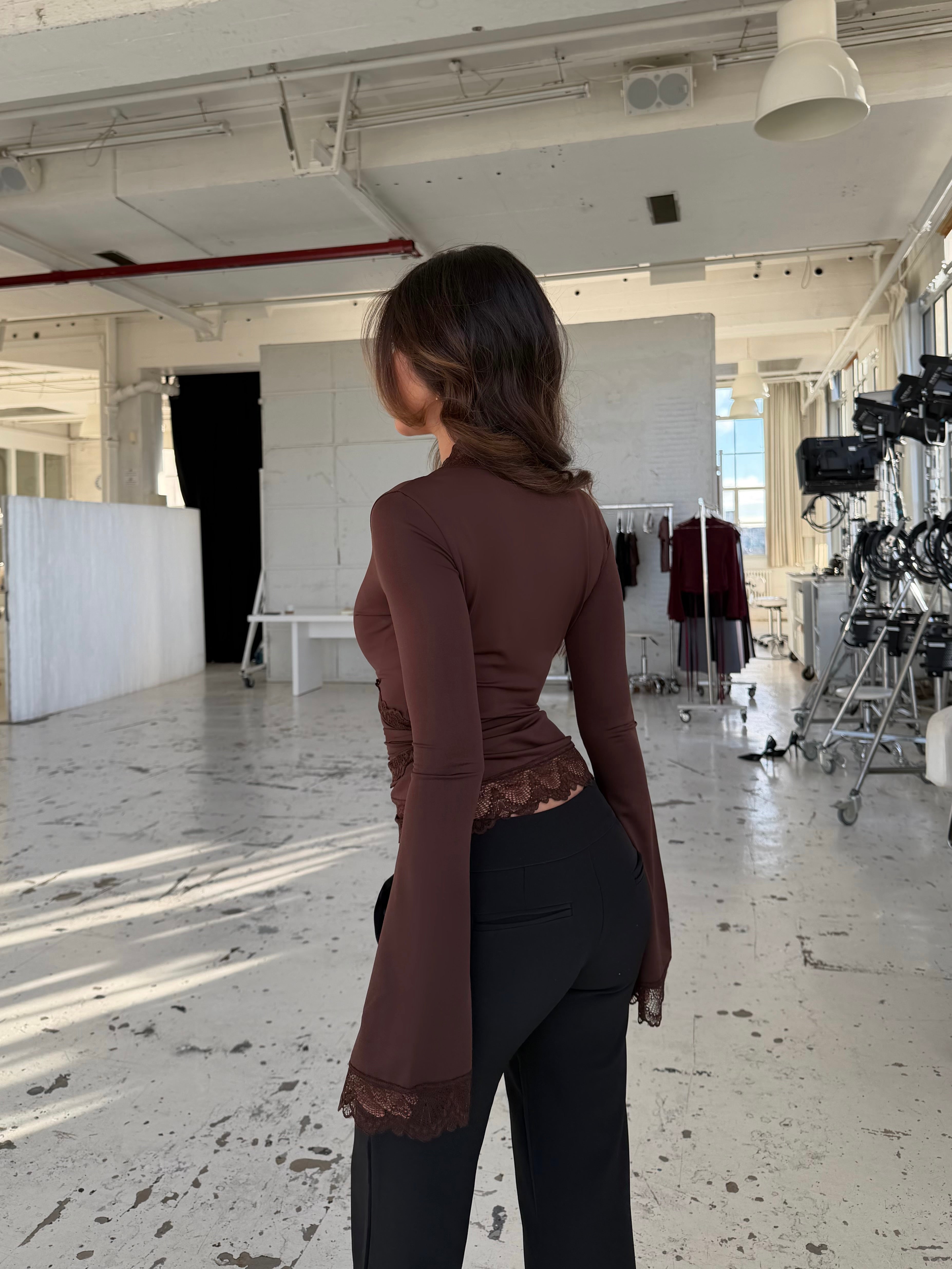 New ballerina basic lace top - mørk brun