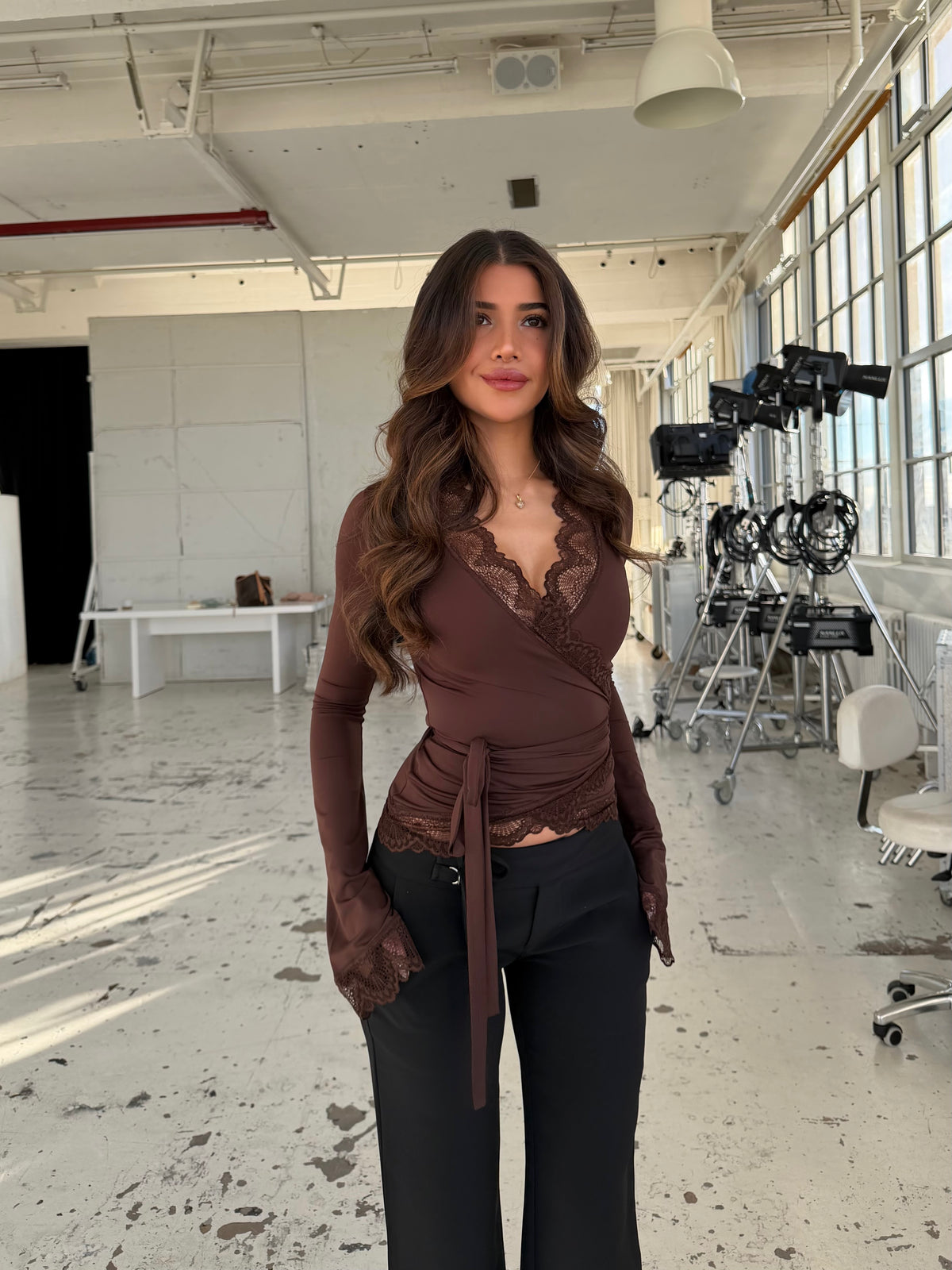 New ballerina basic lace top - mørk brun