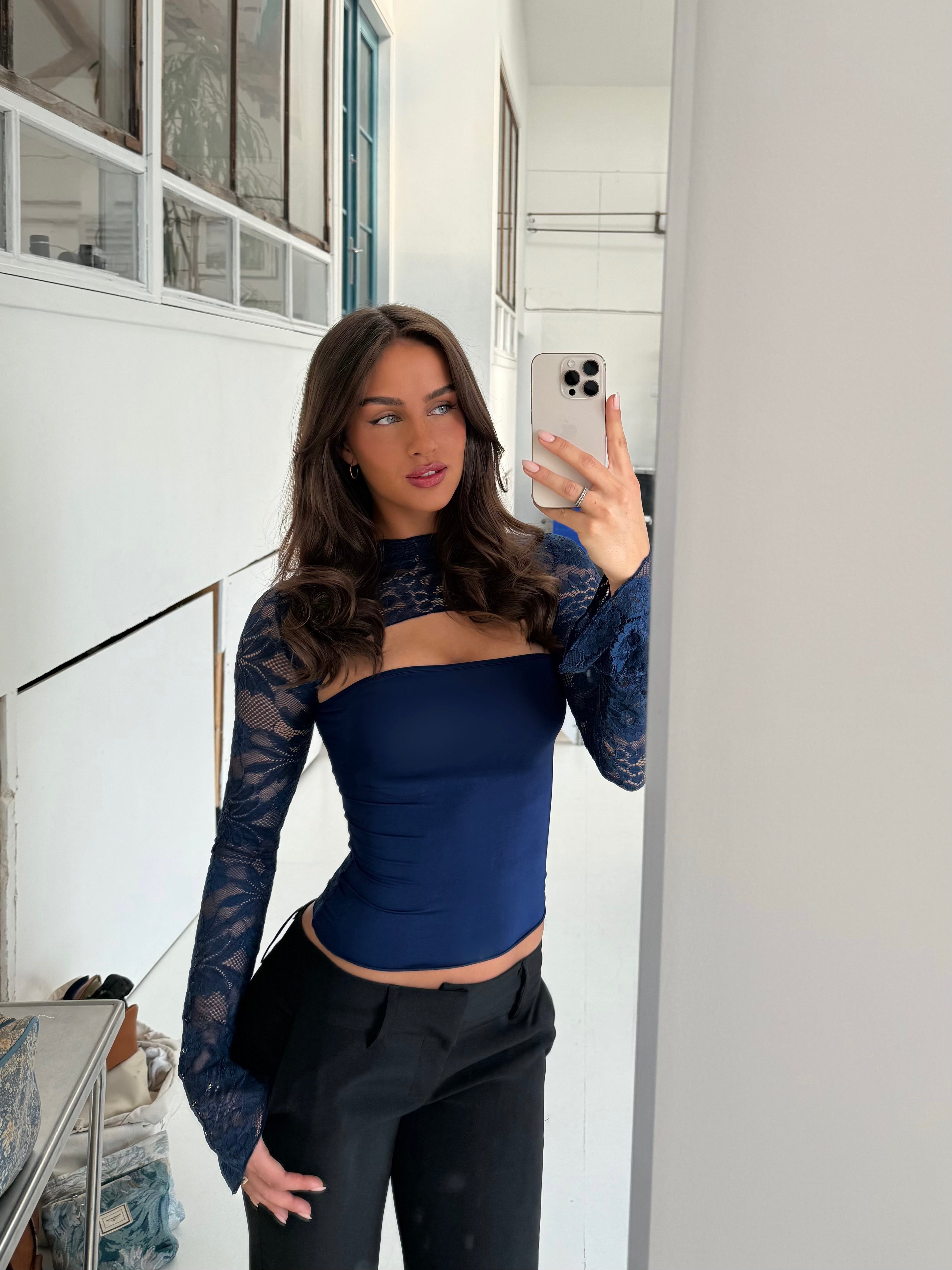 Lara lace long sleeve top - mørk blå