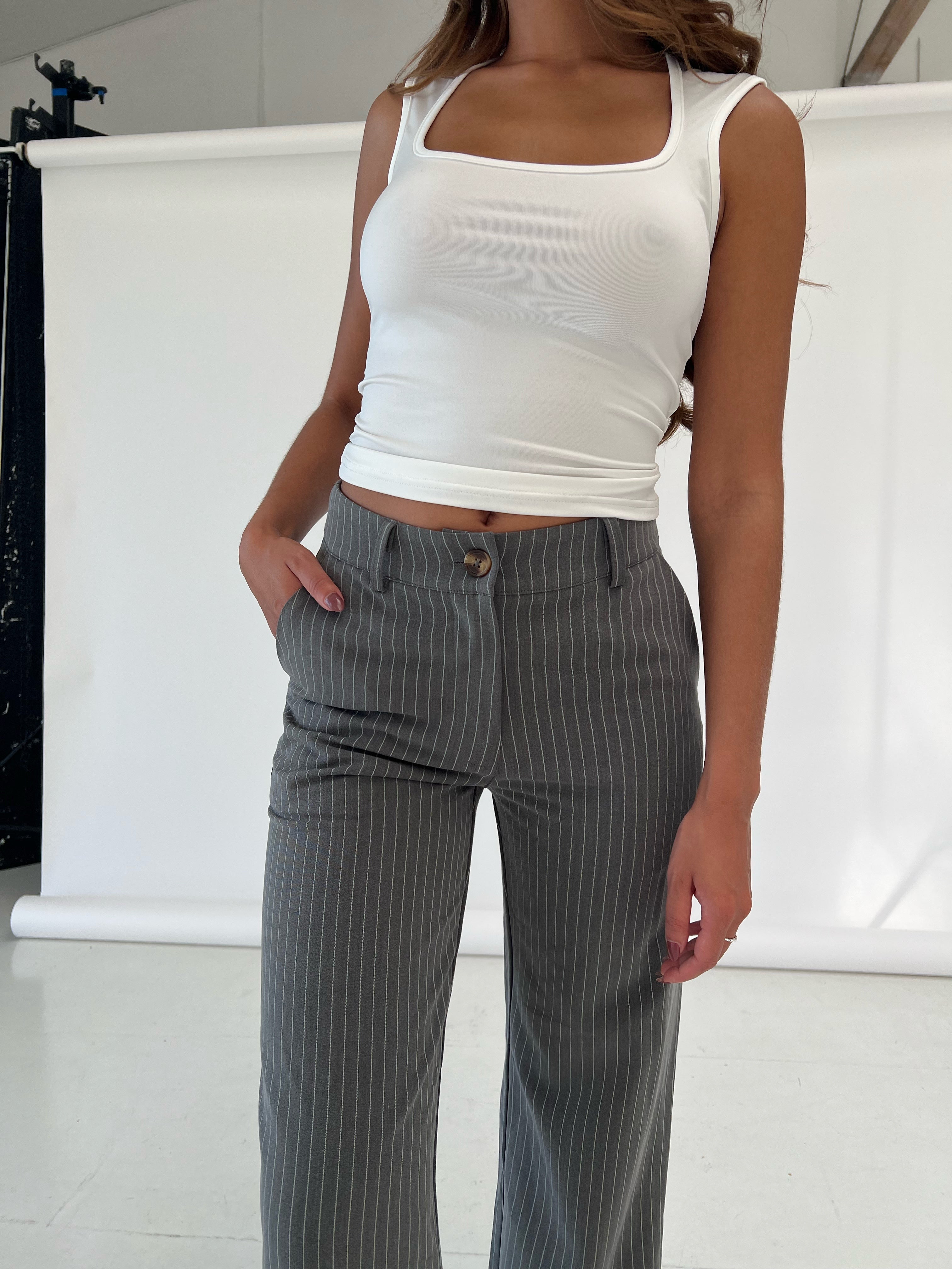 TALL levi bukser - grå stribet